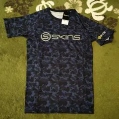 未使用 SKINS トレーニングシャツ Lのサムネイル
