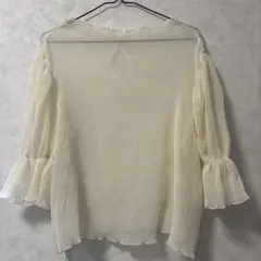 ナイスクラップ NICE CLAUPアイボリー 五分袖 フリルブラウス サイズF