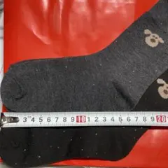 ダークグレー ドット柄 ソックス