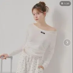 Chico ワンショルレイヤードTシャツ　White最終値下げ