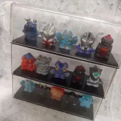 ウルトラマン指人形　専用ディスプレイケース付き 楽天市場】《待望の再登場》指人形専用ディスプレイケース 【20