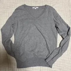 UNIQLO グレー　コットンカシミヤVネックセーター（長袖）