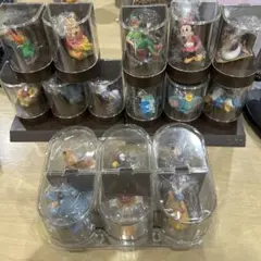 ディズニーキャラクター フィギュア　17種セット　三菱銀行