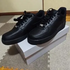 Nike Air Force 1 '07 Triple Blackのサムネイル