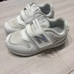 new balance キッズスニーカー ホワイト