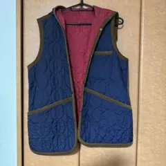 ダウンベスト　リバーシブル