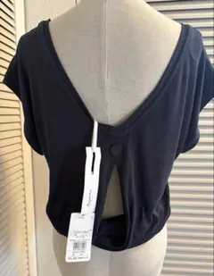 お値下げ、新品タグ付き！Repetto バッククロスシャツLサイズ　紺色