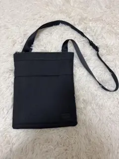 【美品】PORTER 吉田カバン FINESSE ショルダーバッグ ブラック