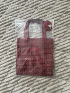 【正規品】【専用】【新品】familiar トートバッグ りんごチャーム付　赤 美品✨】ファミリア familiarミニミニトートバッグ りんご