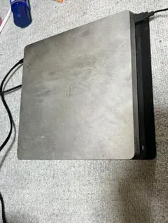 PlayStation 4 本体 + 赤色コントローラー + ゲーム多数