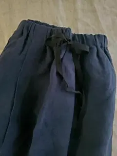 新品未使用リネン ガウチョパンツ 紺色