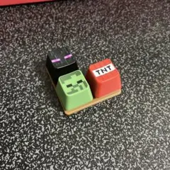 マインクラフト　キーボードチャーム　エンダーマン　ゾンビ　TNT デザインD