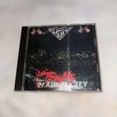 ライオン／トラブル・イン・エンジェル・シティ