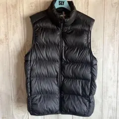 美品　ユニクロ　ウルトラライトダウンベスト　スタンドカラー　M ブラック