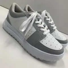 新品★メンズ★26.0cm★フェイクレザーダッドスニーカー 白 灰色 2433