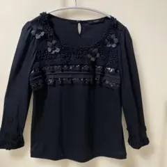 ⭐︎COTOO⭐︎ お花飾りカットソー　黒Mサイズ