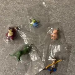 トイストーリー　ゆらゆらつながる マスコット フィギュア チャーム　5種セット