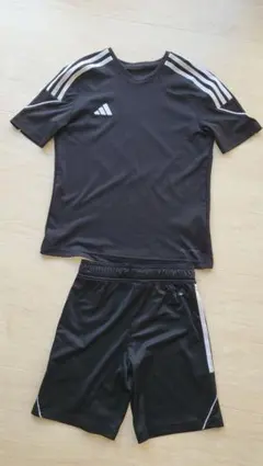 【130/140】adidas　アディダス　Tシャツハーフパンツ　セットアップ