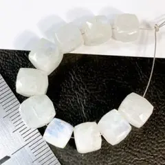 高品質＊ムーンストーン＊キューブカットo29