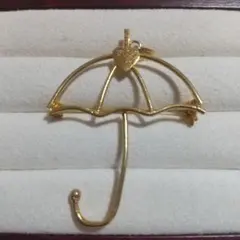 ヴィンテージ　ゴールドトーン傘型ブローチハートモチーフ昭和レトロ