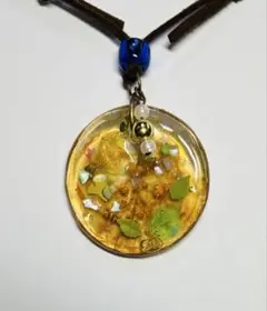 押し花入り　レジンペンダント　No.29