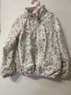 branshes130センチ　花柄 ジップアップ ジャケットのサムネイル