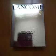 LANCOME タンミラク スリム ケース縦型 パフ付きのサムネイル