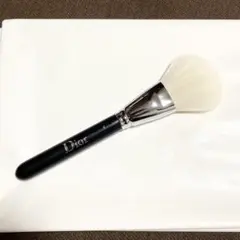 ⭐️DIOR ⭐️バックステージ パウダー ファンデーション ブラシ　 14のサムネイル