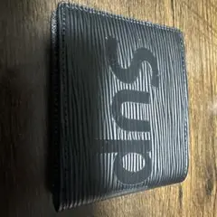 新品・未使用品】レッド 二つ折り財布 匿名配送 送料無料 本革 - メルカリ