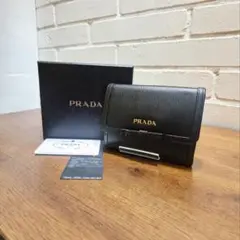 ＰＲＡＤＡ　プラダ　サフィアーノ　三つ折り財布　リボン