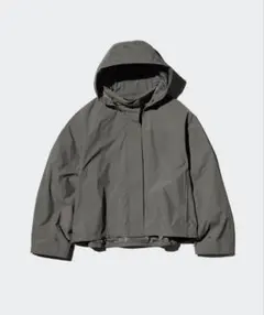 未使用品　ユニクロ　ウィンドプルーフスタンドブルゾン　カーキ