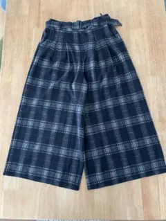 チェック柄ワイドパンツ（ブラック、グレー）