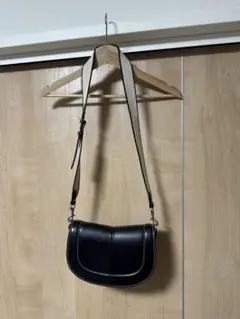 ZARA（ザラ）・ショルダーバッグ（黒）　※替え紐あり