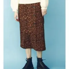 jouetie レオパード　BIGボタンペンシルスカート