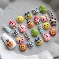 無言購入OK⭕️ ⑤ たまごっち 携帯 ネイル　ネイルパーツセット
