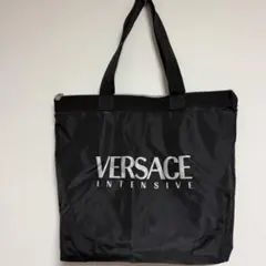 最安値 GYVENCHY ボストンドラムバッグ ロゴプリント ブラック 最安値 GYVENCHY ボストンドラムバッグ ロゴプリント ブラック - メルカリ