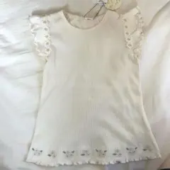 新品　バースデイ　テータテート　フリル袖 花柄刺繍 Tシャツ 100cm