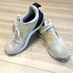 アディダス　ゴルフシューズ