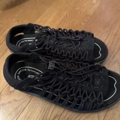KEEN UNEEK サンダル　24、5cm