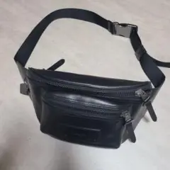 COACH ブラック ボディバッグ メンズ