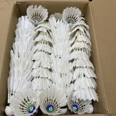 バドミントンシャトル(使用済み) バドミントンシャトルの通販 by 168's shop｜ラクマ