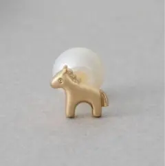 [ハッピーカムカム] ポニー ピアス　eteのサムネイル