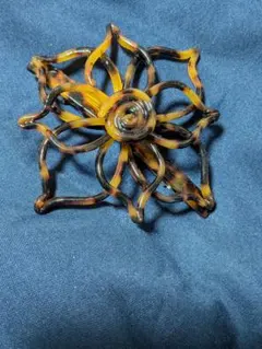 花型べっ甲調ヘアバレッタ