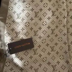 LOUIS VUITTON シルク ストール モノグラム