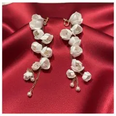 フラワー ロングイヤリング 大ぶり 結婚式 前撮り パール 華やか ウェディング