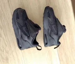 美品！ナイキ　エアマックス　ブラックスニーカー12cm