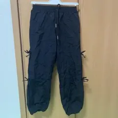 カーゴパンツ