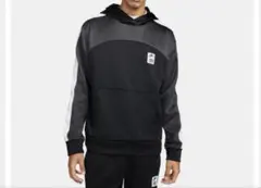 NIKE バスケットボールトップス　トレーナー　S