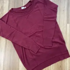 バーガンディ ニット