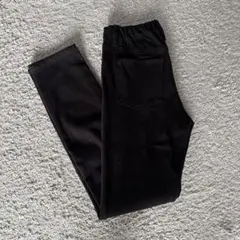 UNIQLO 黒 パンツ 150cm